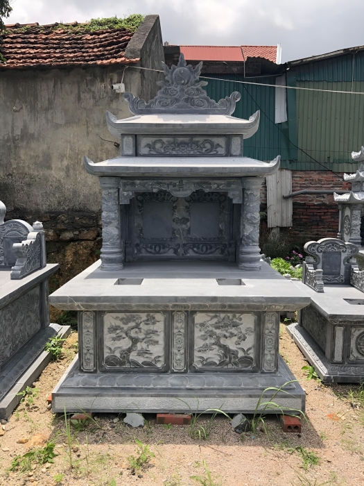 MỘ ĐÔI ĐÁ CÓ MÁI